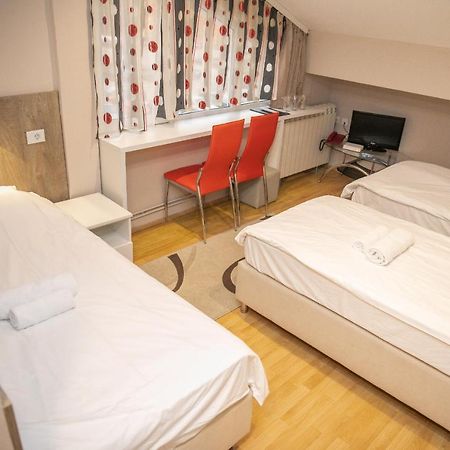 Hotel Dijana Pirot Zewnętrze zdjęcie