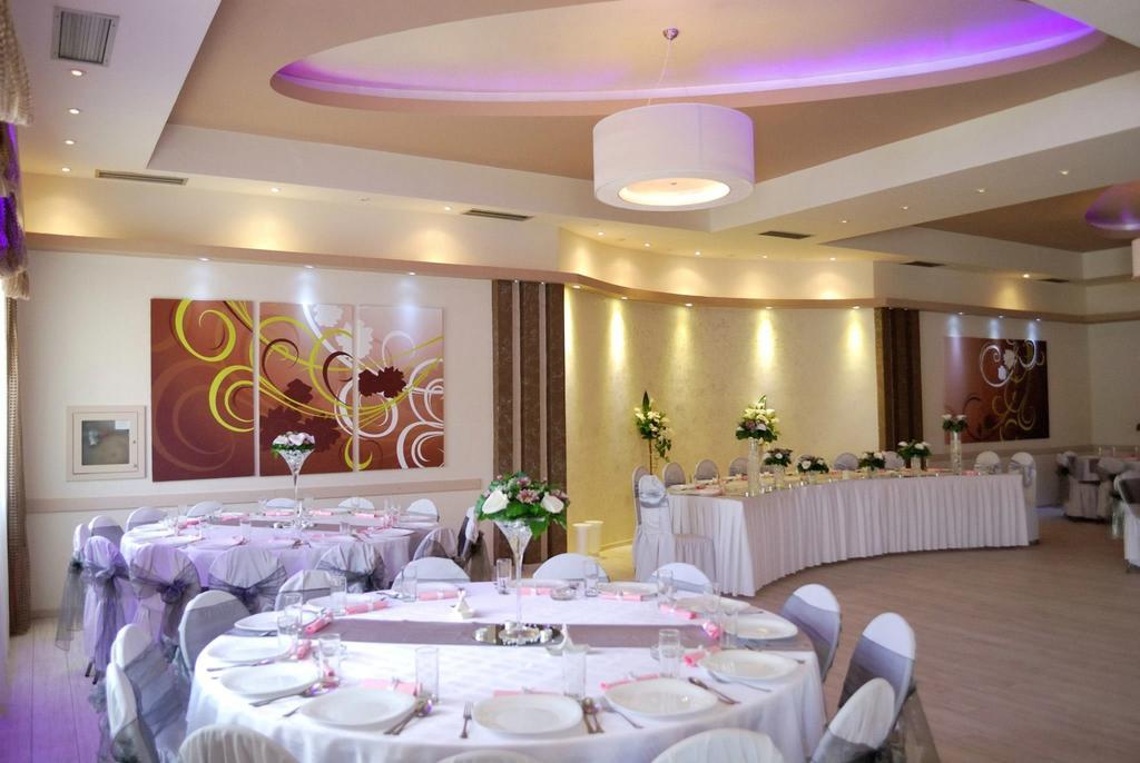Hotel Dijana Pirot Zewnętrze zdjęcie
