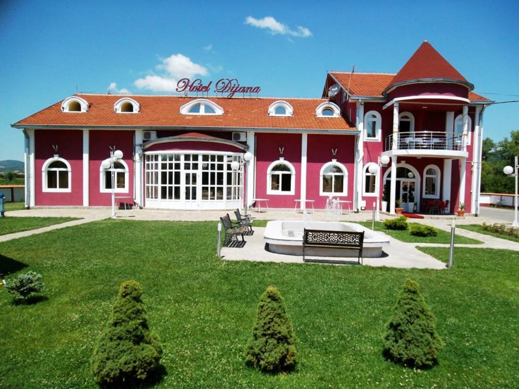 Hotel Dijana Pirot Zewnętrze zdjęcie