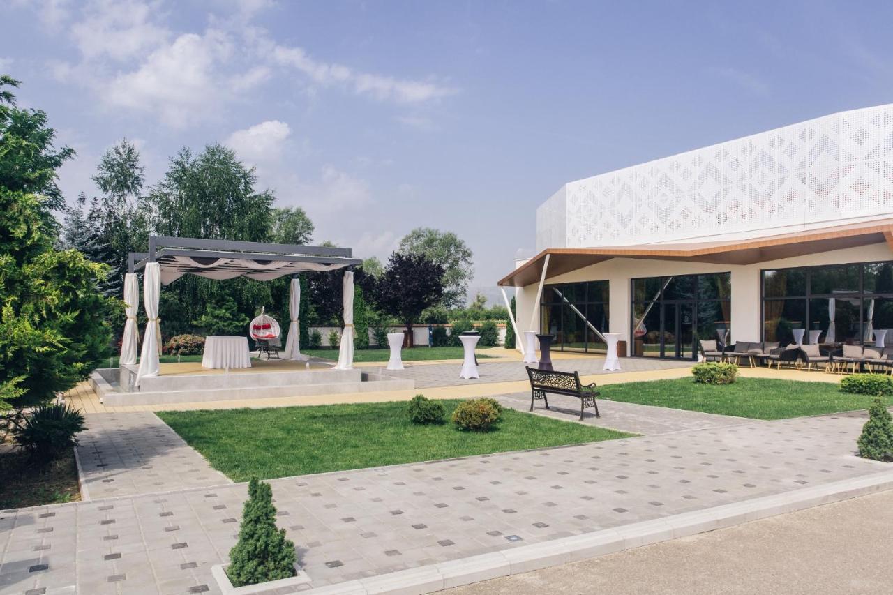 Hotel Dijana Pirot Zewnętrze zdjęcie